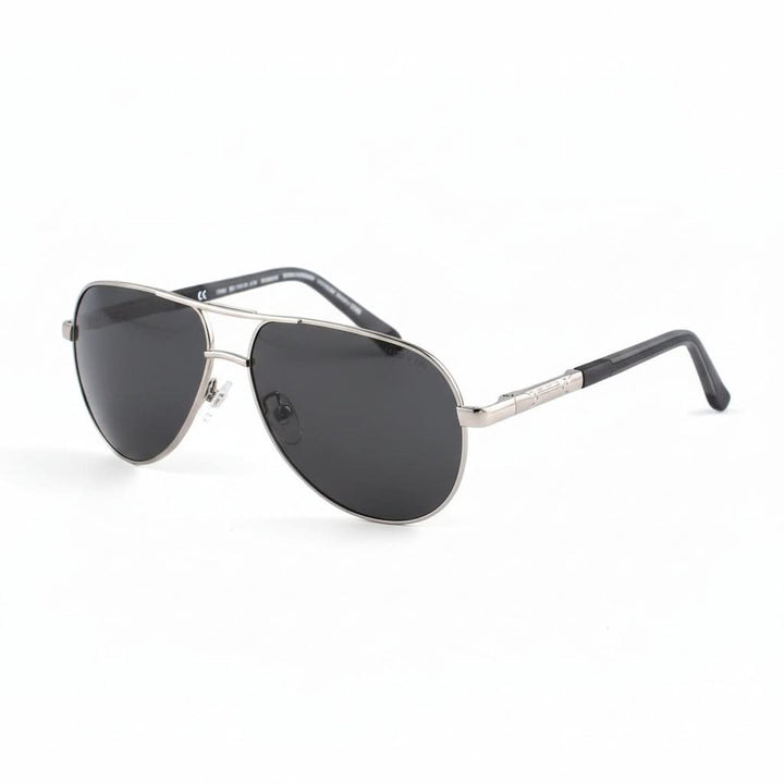 Modische Herren Sonnenbrille, komfortabel, ideal als Accessoire mit UV-Schutz für jede Gelegenheit.