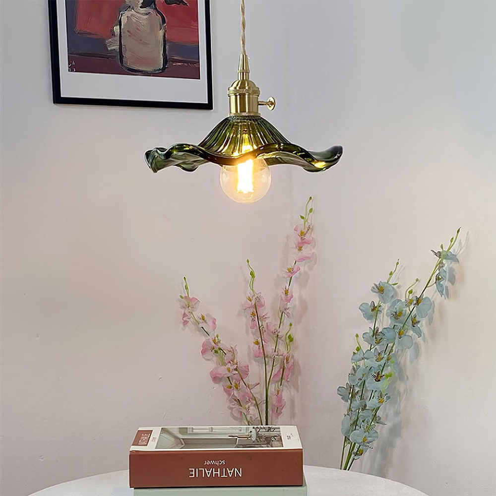 Blumenförmige Glas-Pendelleuchte; elegante Hibiskuslampe, perfekte Designbeleuchtung für Esszimmer.