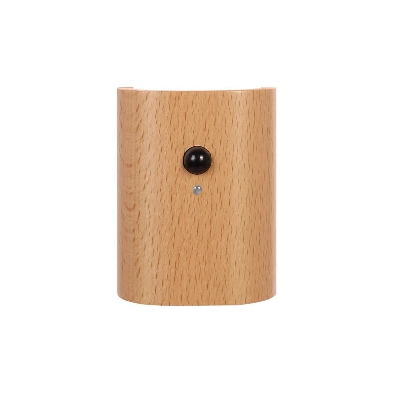 Warme LED-Holzlampe mit Bewegungssensor & Akku. Schafft gemütliches Ambiente in jedem Raum.