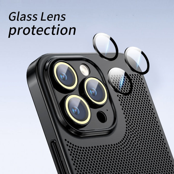 Schwarze elegante iPhone Schutzhülle. Robuste Handyhülle für optimalen Smartphoneschutz des iPhone 15, 14, 13, 12.
