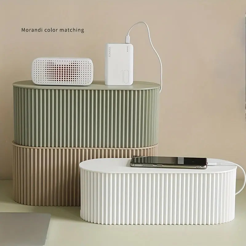 Praktische Kabelbox für sauberes Kabelmanagement & als Schreibtisch-Organizer. Ideal für Büro & Home-Office.