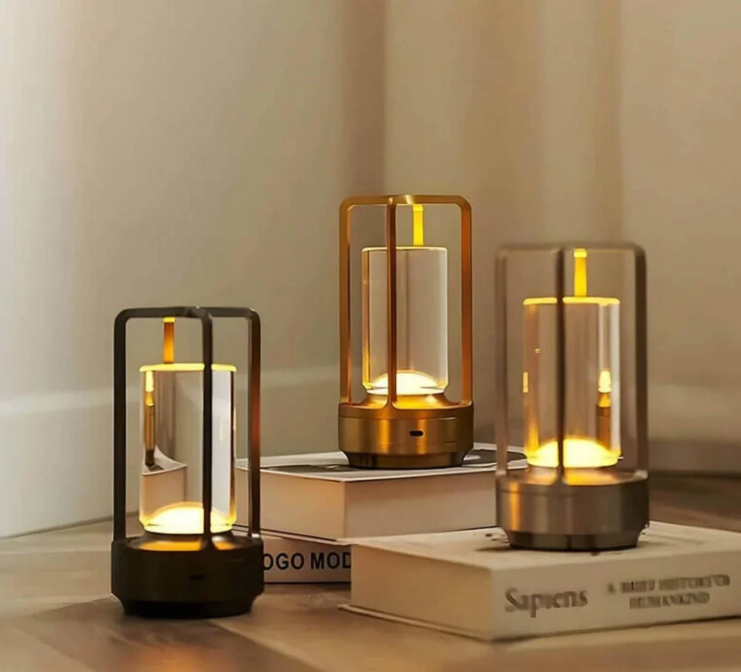 Stilvolle Kristall-LED-Lampe als Dekolampe für Wohnzimmer, Schlafzimmer & Essbereich, stimmungsvolle Beleuchtung.