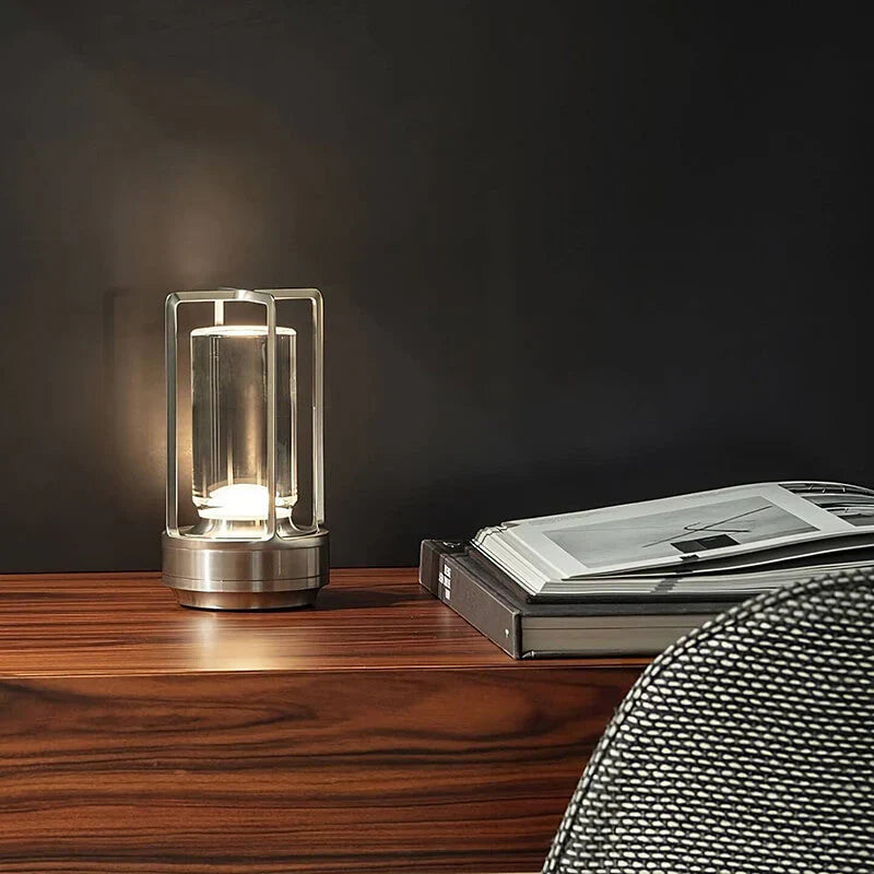 Kabellose Kristall-Tischlampe mit Akku & Touch-Funktion, wasserdicht, als vielseitiges Stimmungslicht.