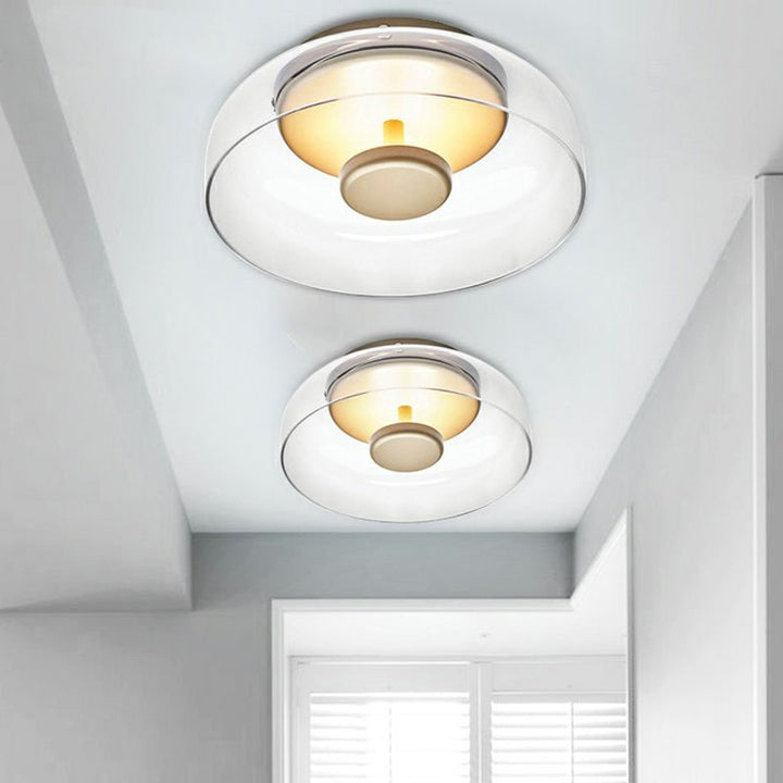 Designer-Deckenleuchte aus Glas mit LED, schafft elegantes Ambiente in Wohnzimmer, Flur und Schlafzimmer.