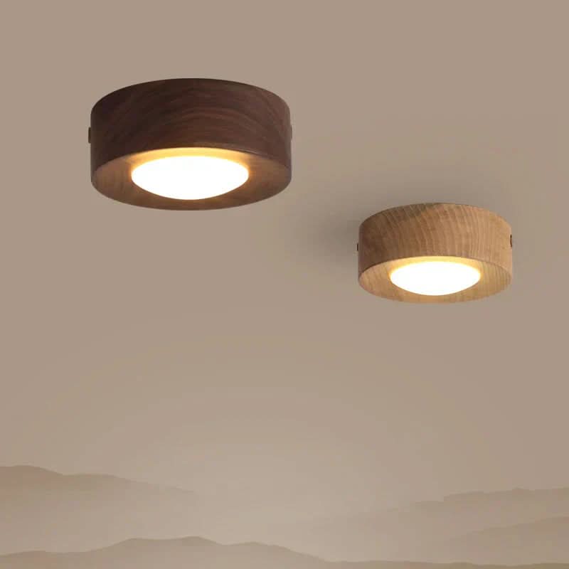 Elegante LED-Deckenleuchte Echtholz (Walnuss/Esche), energiesparend für modernes Wohnzimmer.