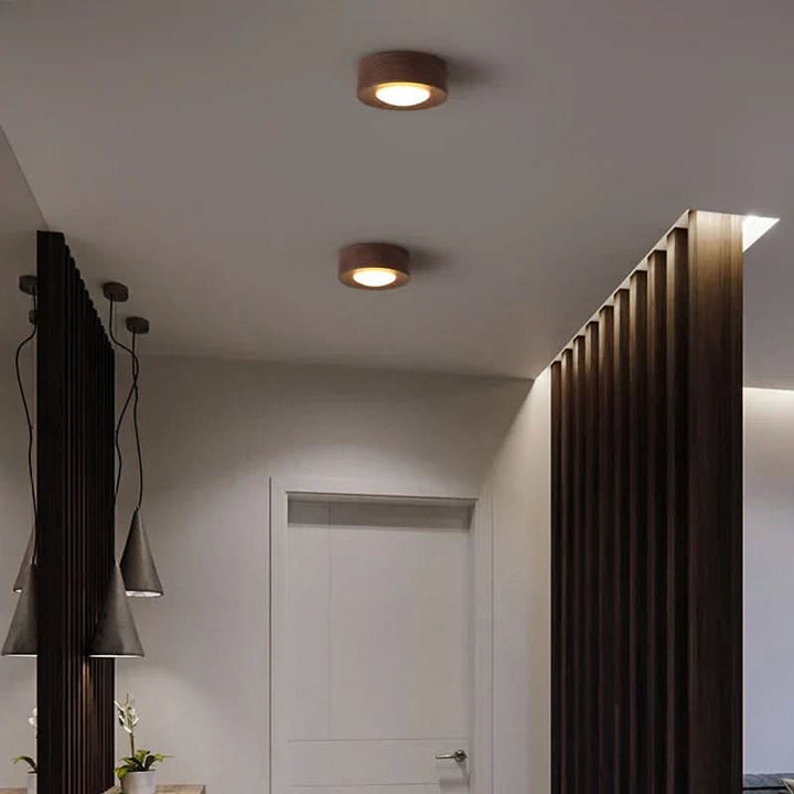 Dreifarbige LED-Deckenleuchte aus Echtholz. Warmes Licht für Schlaf- und Wohnzimmer.