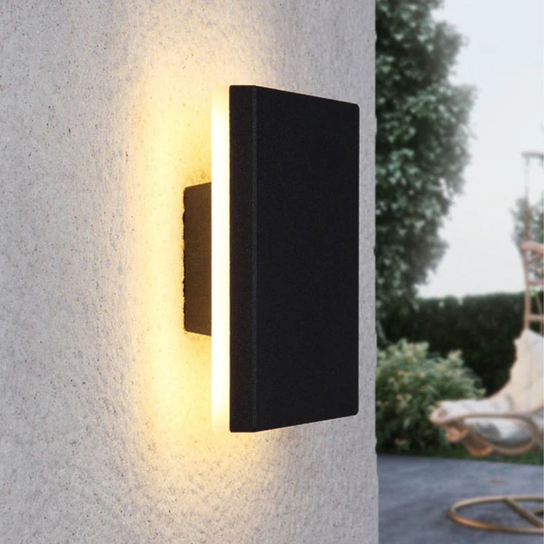 LED-Wandlampe außen, robust und stilvoll, perfekte Beleuchtung für Garten & Balkon.