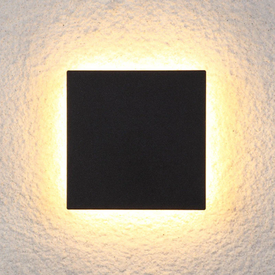 Minimalistische LED-Außenleuchte, wasserdicht, für ein modernes und einladendes Ambiente.