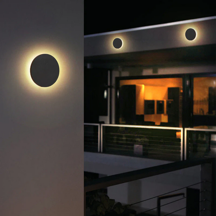Wetterfeste LED-Außenwandleuchte, modern, für einladende Außenbereiche, stromsparend.