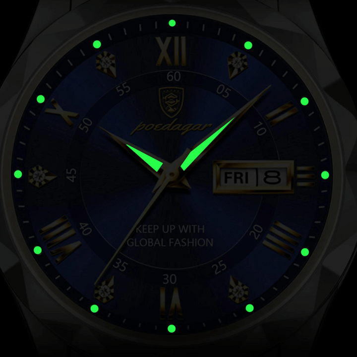 Detailaufnahme des Zifferblatts der LumiSteel Herrenuhr mit Leuchtfunktion und filigranen Zeigern.