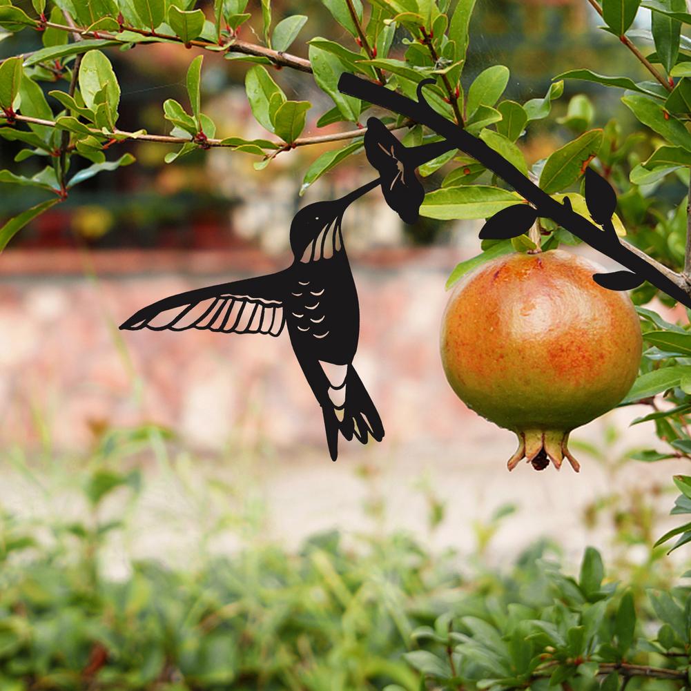 Dekorative Metall-Vogel-Silhouette; robuste Gartenkunst & Deko für Aussenbereich, wetterfestes Metall.