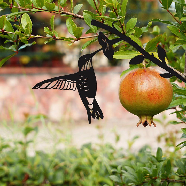 Dekorative Metall-Vogel-Silhouette; robuste Gartenkunst & Deko für Aussenbereich, wetterfestes Metall.