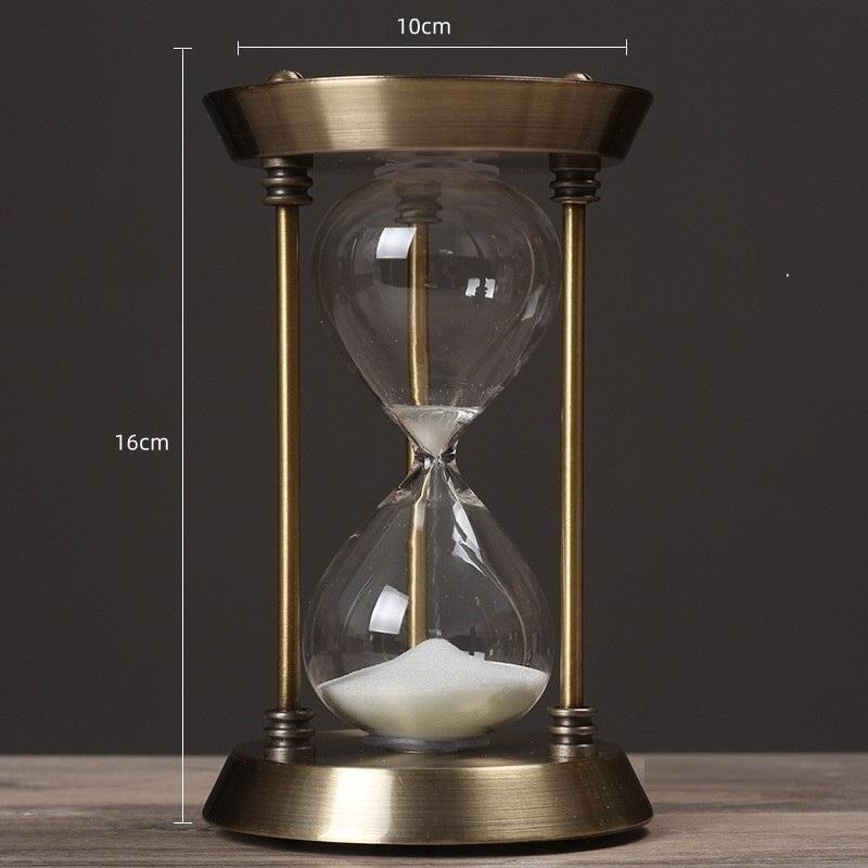 Handgefertigte Retro-Sanduhr in Bronze, ideal als Vintage-Desktop-Dekoration oder genauer Minuten-Timer für das Büro.
