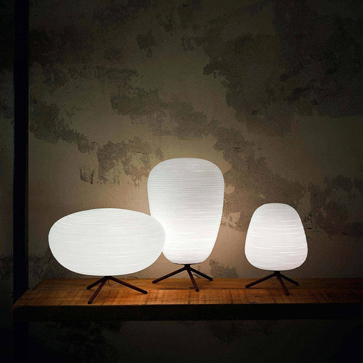 Elegante Rituals Tischlampe aus Glas im Zen-Stil; sanftes, stimmungsvolles Ambientelicht für Wohnzimmer.