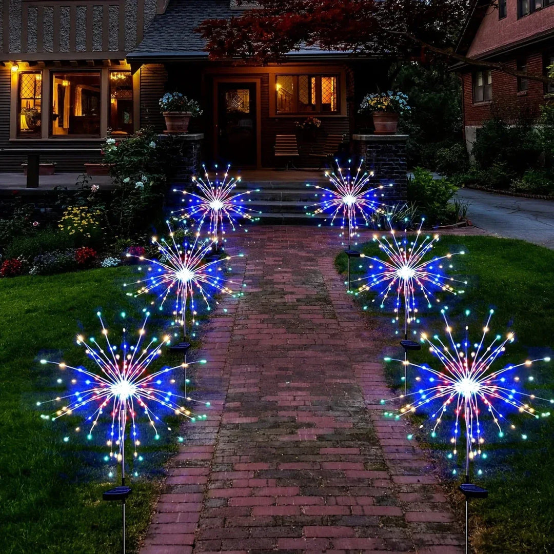 Stimmungsvolle LED Feuerwerkslichter für den Garten; robuste, solarbetriebene Deko-Beleuchtung für außen.