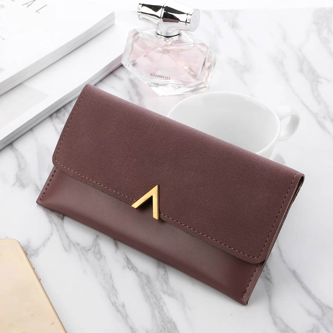 Stilvolle Geschenkidee: Elegante lange unisex Geldbörse mit glänzendem Goldverschluss für jeden.