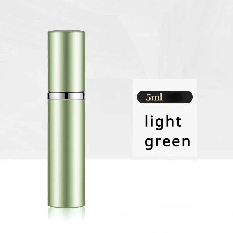 Kompakter 5ml Mini-Parfümzerstäuber, nachfüllbar. Auslaufsicher, perfekt für Flugreisen & kleine Taschen.