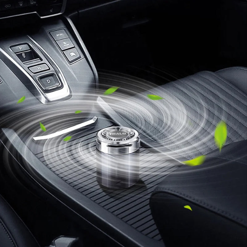 Eleganter Autoduft-Lufterfrischer mit natürlichen Pflanzenextrakten für eine frische Auto-Innenraum-Atmosphäre.