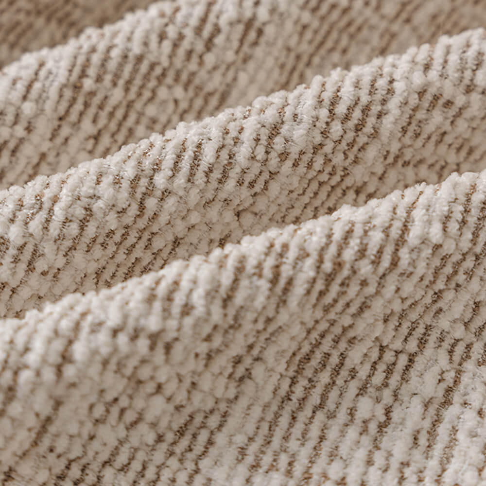Robuster Chenille Couchüberzug, pflegeleicht & haustierfreundlich. Ideal für Familienwohnzimmer.