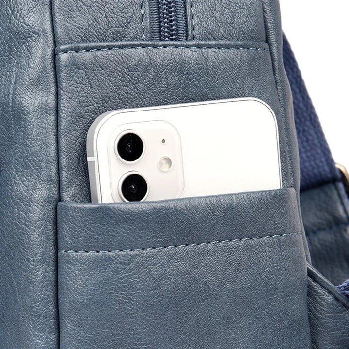 Eleganter brauner Damenrucksack aus Echtleder, modischer Cityrucksack mit Stil.
