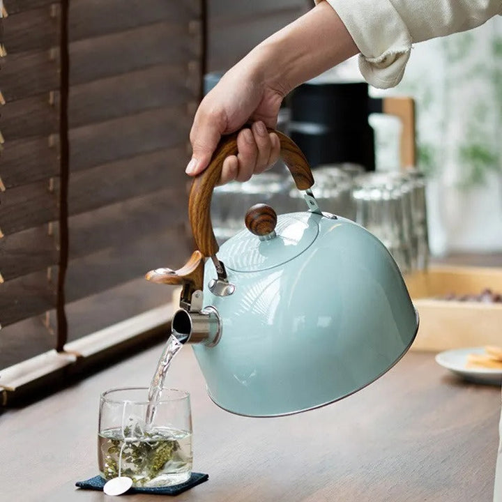 Kavana Edelstahl-Wasserkocher mit lauter Pfeife für effizientes Kochen, perfekt für Heißgetränke.