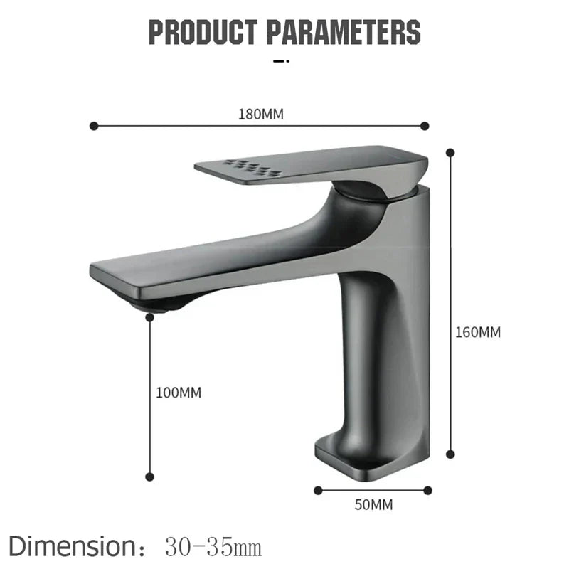 Detailansicht: Einhebelmischer-Armatur für Badezimmer. Ergonomischer Wasserhahn-Griff aus Metall.