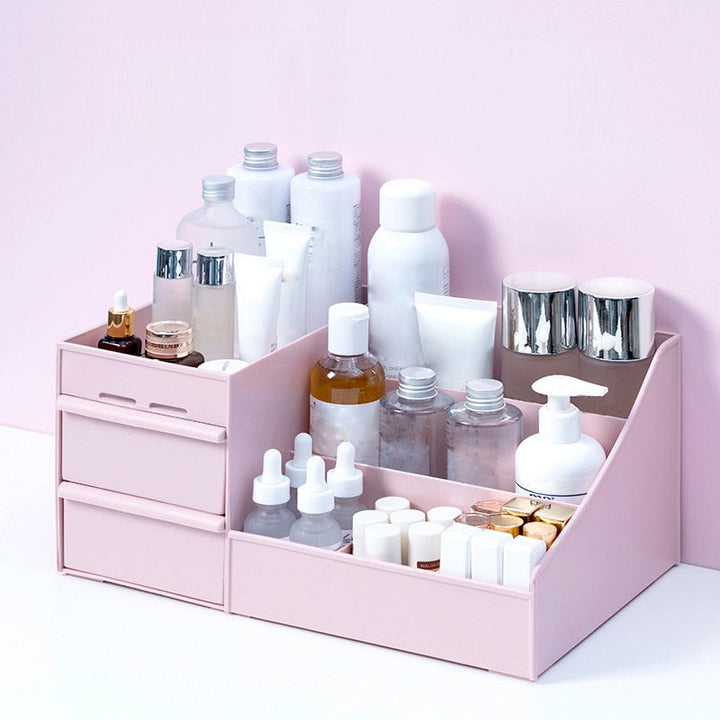 Praktischer Kosmetik Organisator mit transparenten Schubladen für ordentliche Make-up Aufbewahrung.