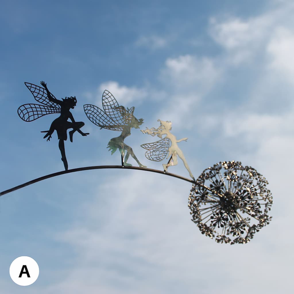 Anmutige Fee Gartenskulptur aus hochwertigem Metall mit Löwenzahn, stilvolle Deko für jeden Garten.