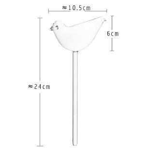 Funktionaler Glasvogel-Wasserspender. Dauerhafte Bewässerung und Pflege für Ihre geliebten Pflanzen.