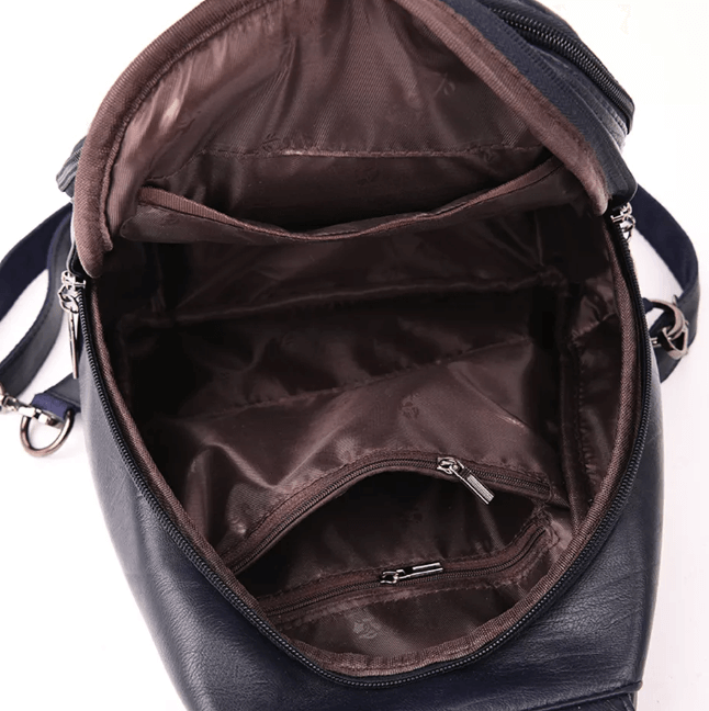 Praktischer Damen Rucksack aus Echtleder, wasserdicht. Bietet viel Platz für den täglichen Bedarf.