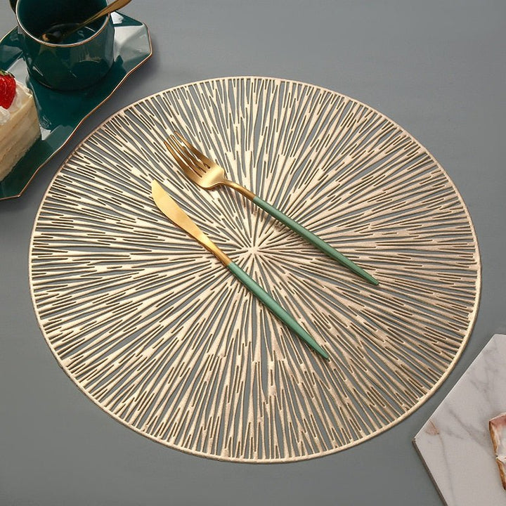 Elegantes Galaxie Platzset, hitzebeständig & rutschfest, für stilvolle Tischdekoration.