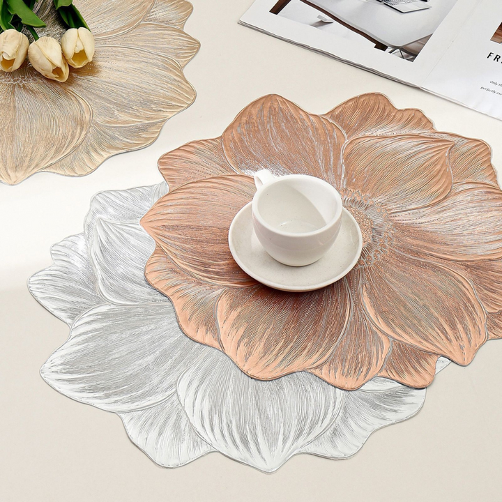 Geschenkidee: Elegantes Blumen-Tischset, wasserfest, ölbeständig & pflegeleicht; ideal für Deko-Liebhaber.