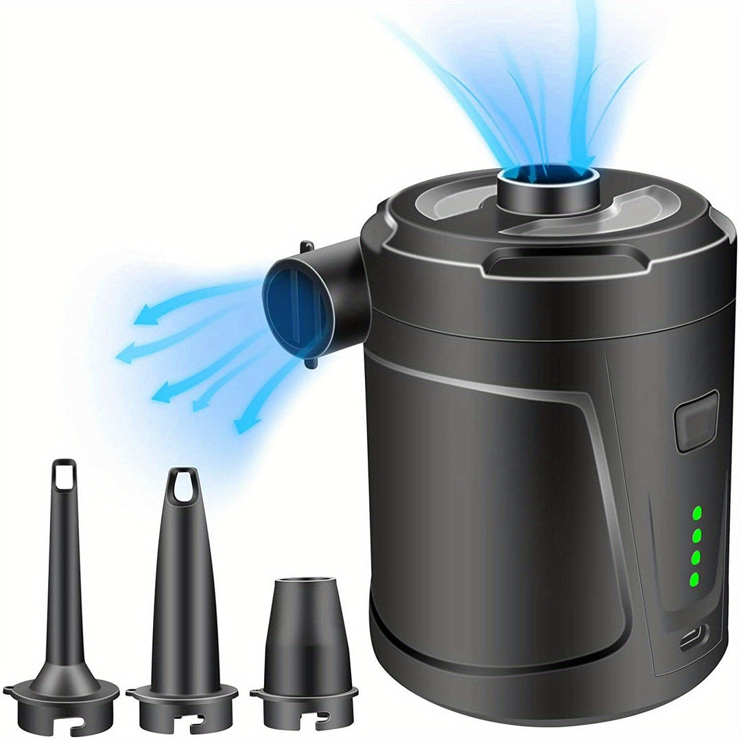 AirTrek Mini Luftpumpe in der Hand, demonstriert kompakte Größe & Portabilität für Outdoor-Abenteuer.