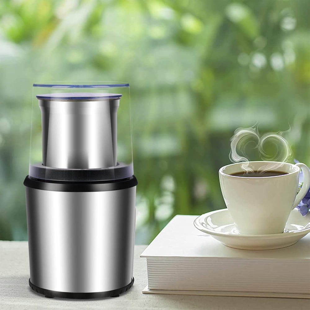 Vielseitige elektrische Gewürzmühle & Kaffeemühle aus Edelstahl mit praktischem abnehmbaren Mahlbecher.
