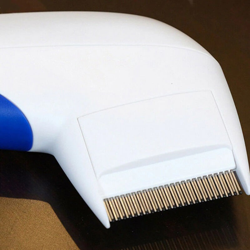 Elektrischer Flohkamm FleaFree Pro, ein wichtiger Tierbedarf für gesunde Hunde & Katzen mit sauberem Fell.