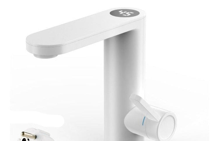 Mattweißer elektrischer Sofort-Warmwasserhahn für Bad und Küche; kein Boiler nötig.