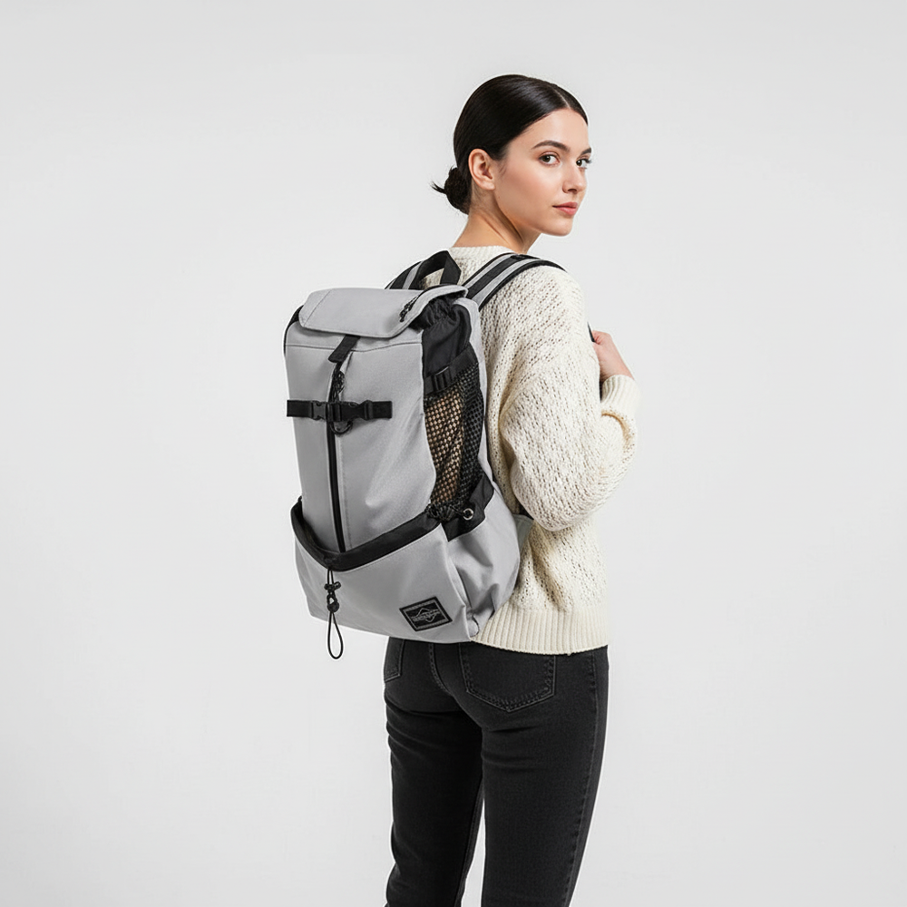 Komfortabler, ergonomischer Hundetrage Rucksack für entspannte Wanderungen und Reisen mit Ihrem Haustier.