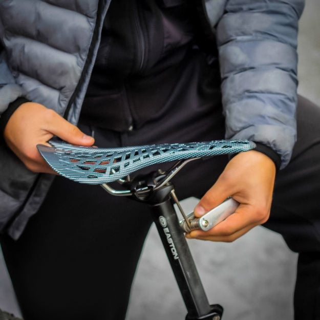 Ergonomischer RideEase™ Fahrradsattel für Komfort beim Radfahren; Dämpfung & Belüftung für Rennrad, MTB.
