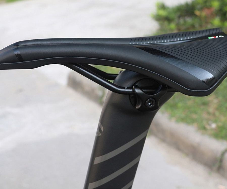 Ergonomischer UltraRide™ Komfortsattel, unisex, mit effektiver Stoßdämpfung für angenehmes Radfahren.