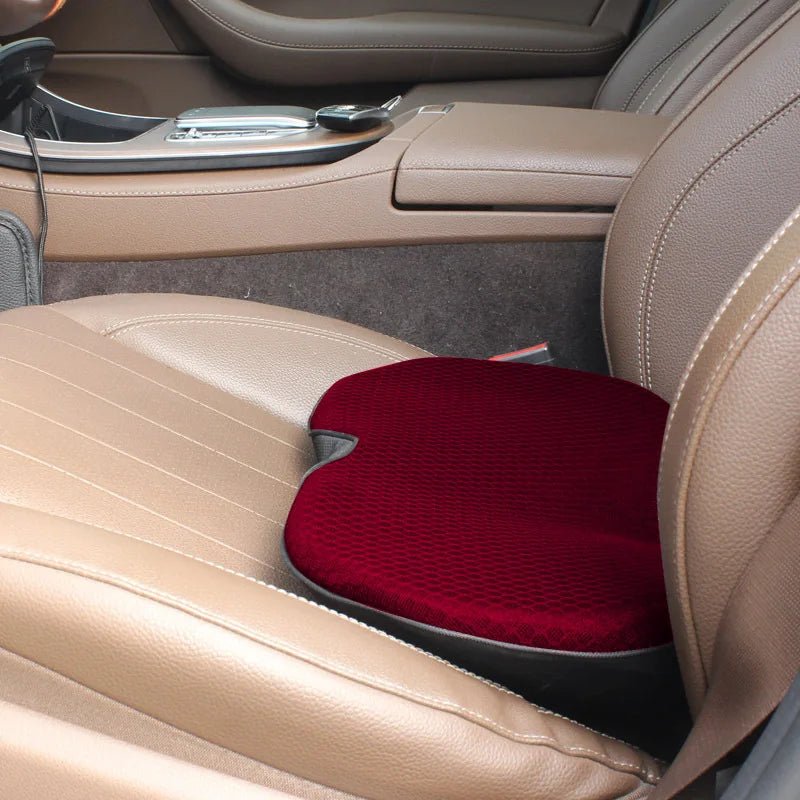 Autozubehör: Ergonomisches Reisekissen aus Memory-Schaum für die Lendenstütze, beugt Rückenschmerzen vor.