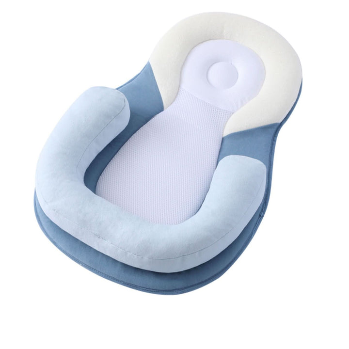 Baby-Schlafkissen für Neugeborene, ergonomisch, sicher und komfortabel für eine gute Kopfform.