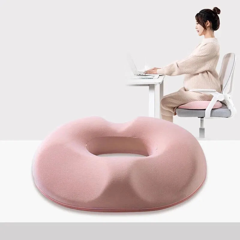 Komfortables ergonomisches Sitzkissen für verbesserte Haltung und Rückenentlastung im Büro, Auto & Zuhause.