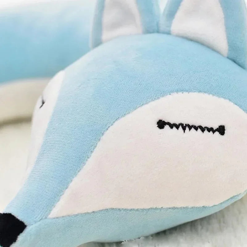 Ergonomisches Reisekissen für langanhaltenden Komfort auf allen Reisen, mit einzigartigem Fuchs Motiv.