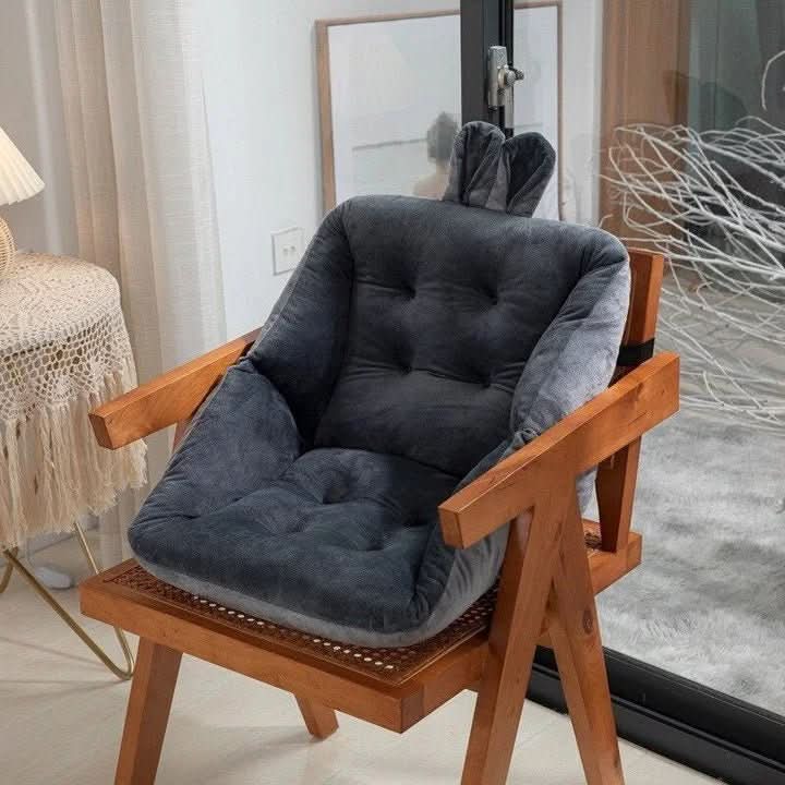 Vielseitiges Memory-Schaum Sitzkissen für Büro, Homeoffice & Auto – das ergonomische Kissen für überall.