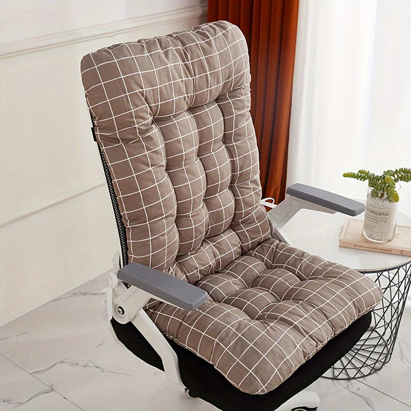 Ergonomisches Homeoffice-Sitzkissen mit Lendenwirbelstütze aus Memoryschaum für optimalen Komfort und Entlastung.