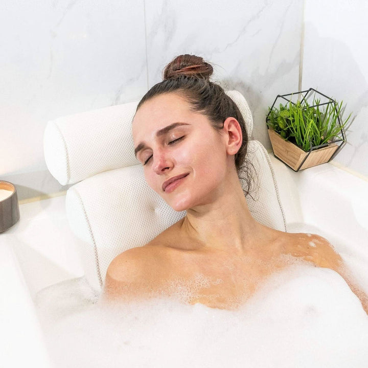 Luxuriöses ErgoRelax Badekissen für erholsame Badmomente; bietet optimale Nacken- und Schulterstütze.