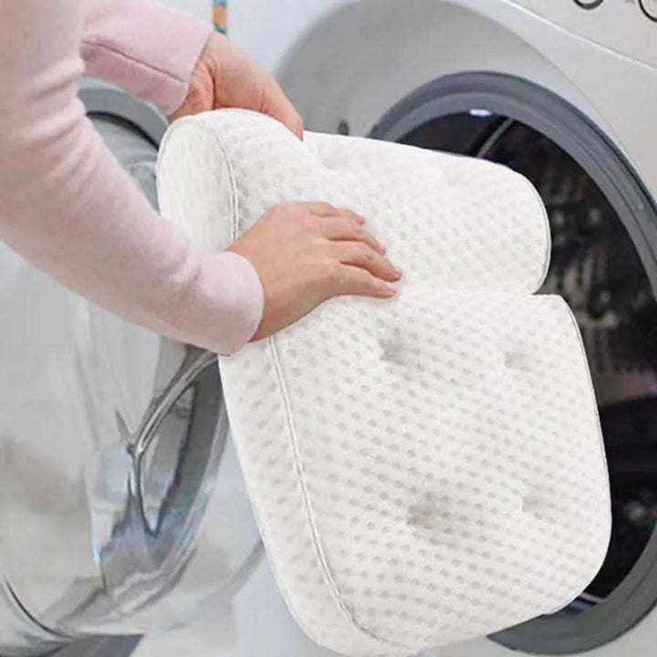ErgoRelax Badekissen mit integrierter Nacken- und Schulterstütze für maximalen Komfort und Entspannung im Schaumbad.