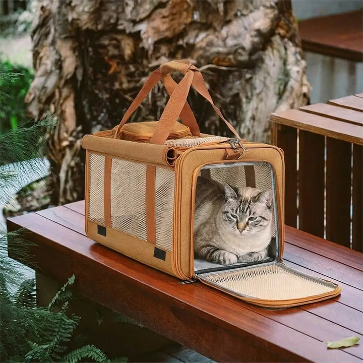 Atmungsaktive Reisetasche für Katzen mit extra Raum, perfekt für lange Reisen & komfortablen Transport.