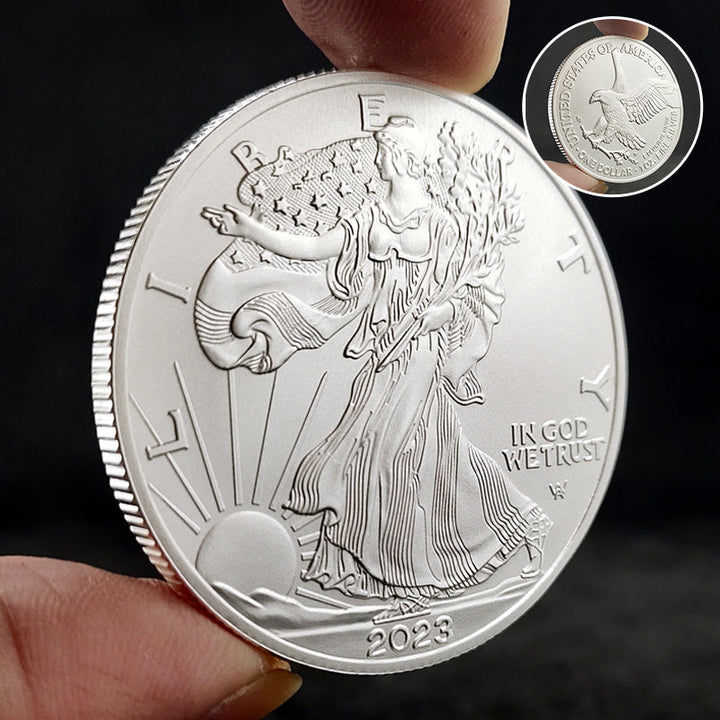 Kostbare Goldmünze mit Adler-Motiv, exklusiv für Sammler. Perfekte Geschenkidee.