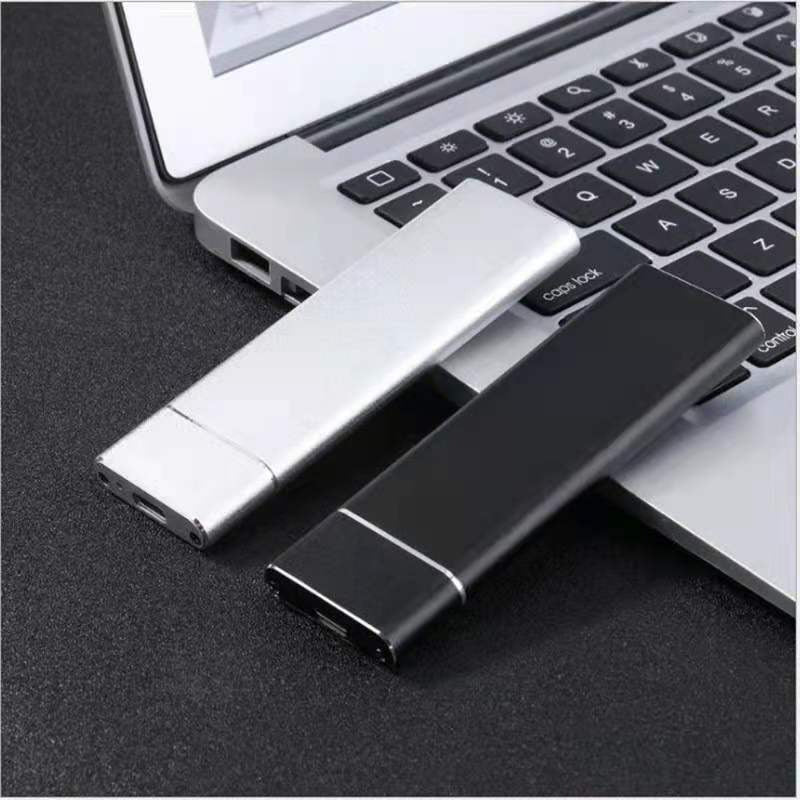 Externe 8TB SSD im Aluminiumgehäuse, blitzschneller Speicher für mobile Datensicherung unterwegs via USB 3.1.